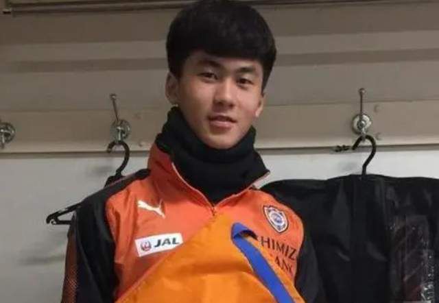 国产精品伦一区