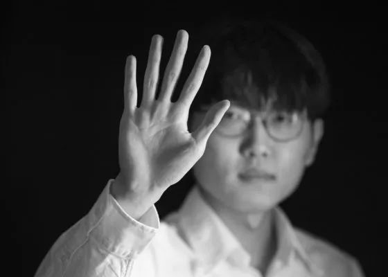 蜜桃97爱成人