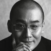亚洲欧美在线精品